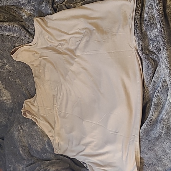 WAS  $30  DG2 by DIANE GILMAN Pastel Sleeveless Top - Picture 14 of 16